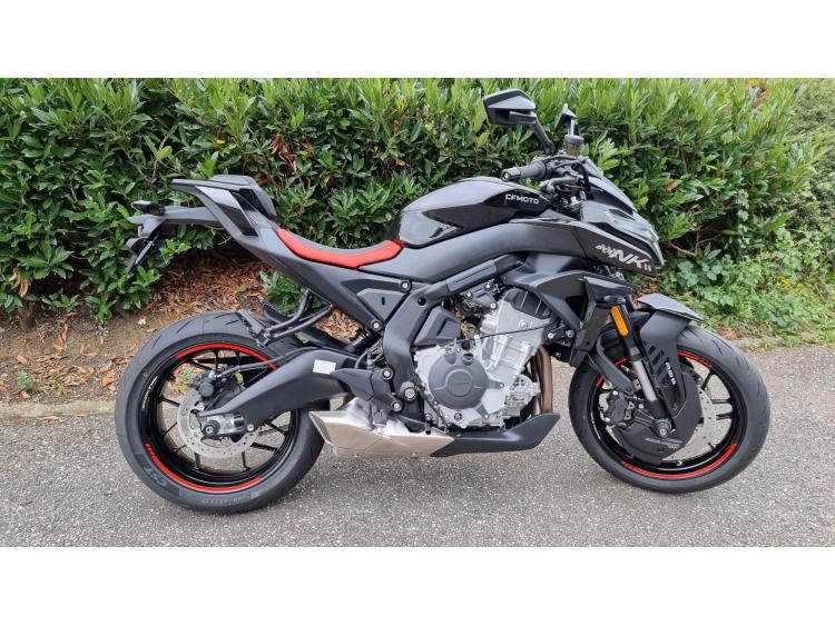 CF MOTO 675 NK MOTORS 54