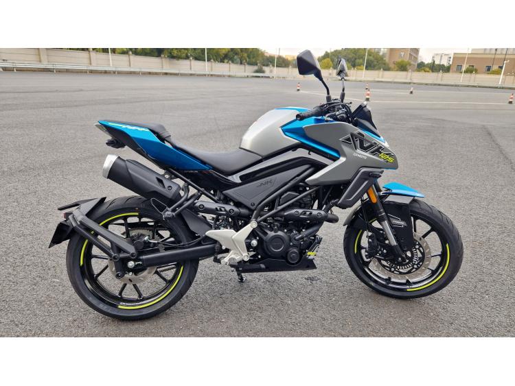 CF MOTO 125 NK DISPONIBLE MOTORS54 3699 € TTC