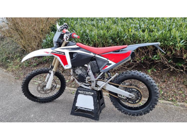ENDURO FANTIC XE 125 MOTORS 54 
