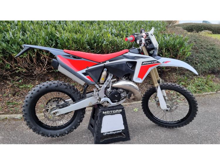 ENDURO FANTIC XE 125 MOTORS 54 