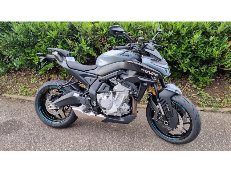 CF MOTO 675 NK 6499 €  MOTORS54 DISPONIBLE !!