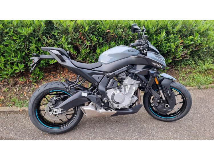 CF MOTO 675 NK 6499 €  MOTORS54 DISPONIBLE !!