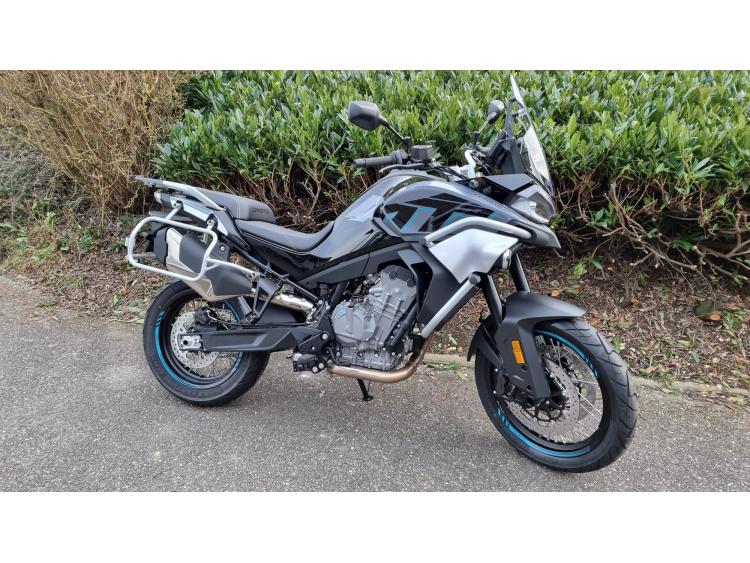CF MOTO 800 MT Sport 7999 € TTC DISPONIBLE MOTORS 54 