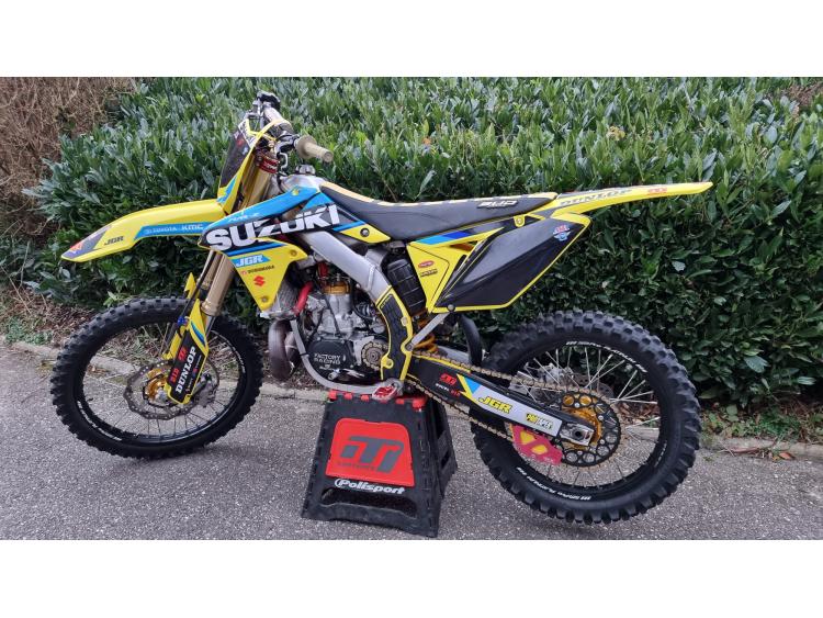 CROSS SUZUKI RM-Z 250 AF MOTEUR YAMAHA 250 YZ MOTORS54