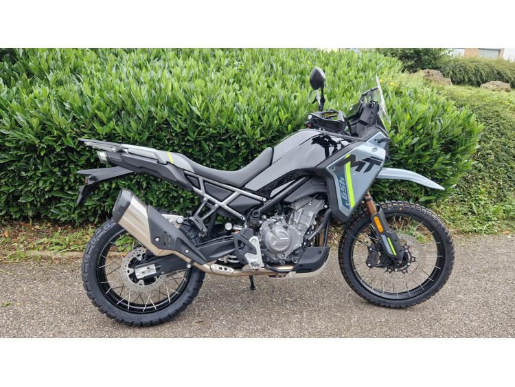 CF MOTO 450 MT DISPONIBLE  NEUVE 0 KMS !! MOTORS 54 