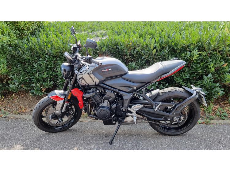 TRIUMPH TRIDENT 660 A2 MOTORS 54 