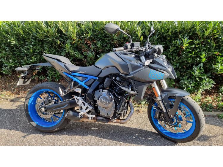 ROADSTER SUZUKI GSX-8S A2 MOTORS 54