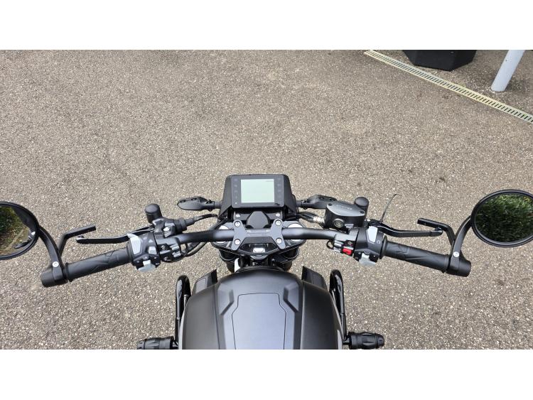 MOTO ROADSTER ZONTES 125 GK MOTORS54