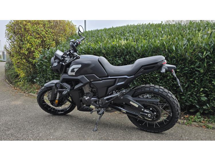 MOTO ROADSTER ZONTES 125 GK MOTORS54