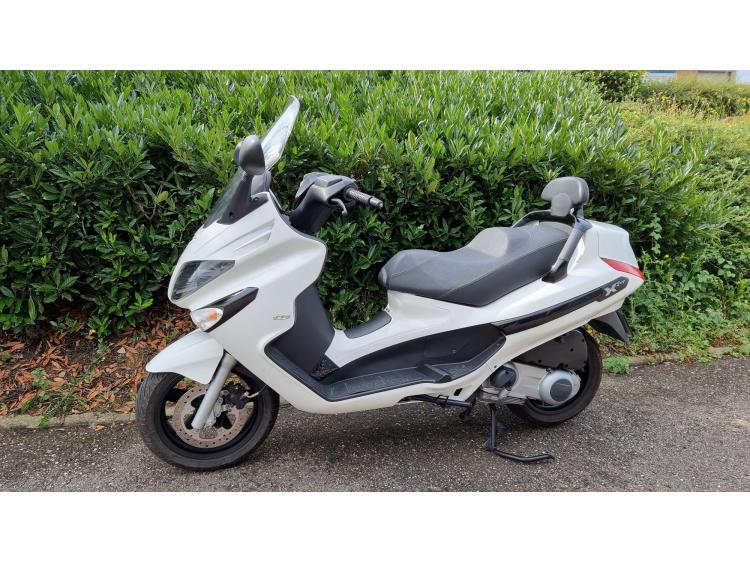 PIAGGIO XEVO 125 MOTORS54