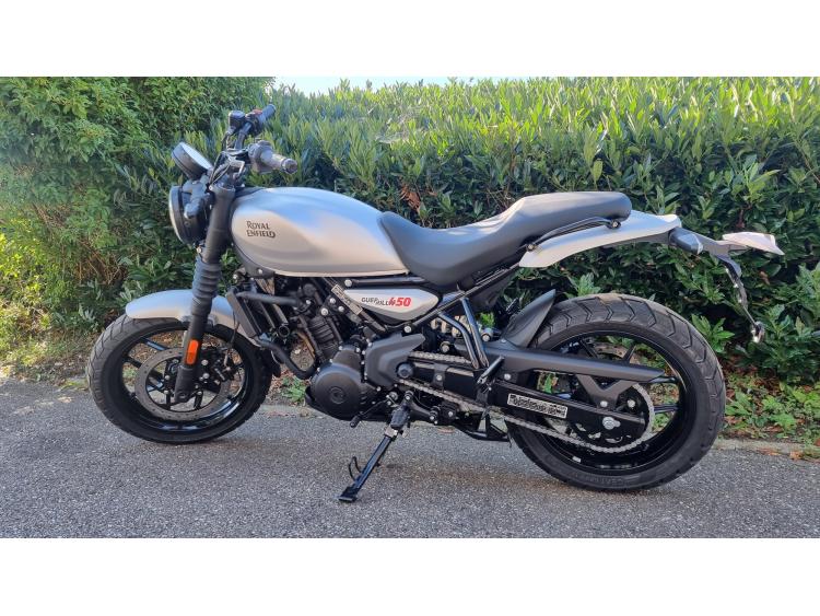 ROYAL ENFIELD GUERILLA 450 SMOKE SILVER MOTORS 54