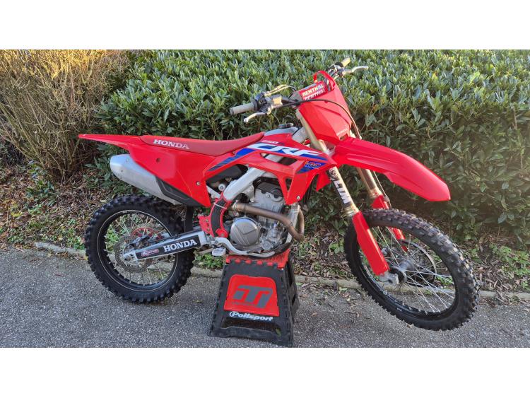 HONDA CRF250 MODELE 2024 MOTORS 54 