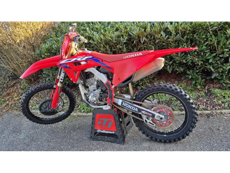 HONDA CRF250 MODELE 2024 MOTORS 54 