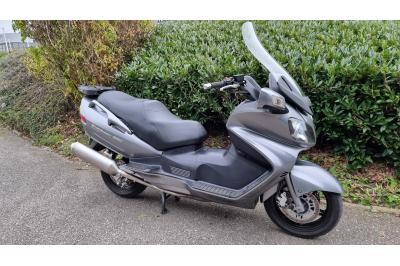 SUZUKI BURGMAN 650