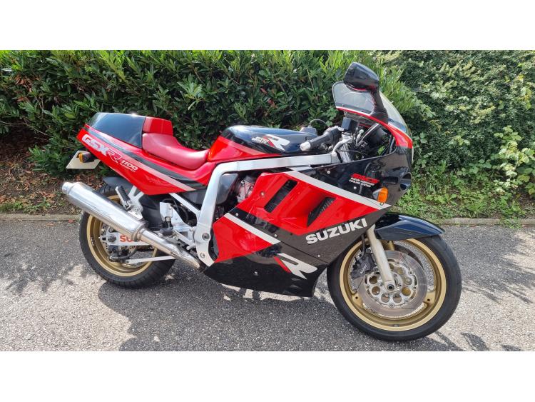 SUZUKI GSXR 1100 COLLECTOR MOTORS 54 