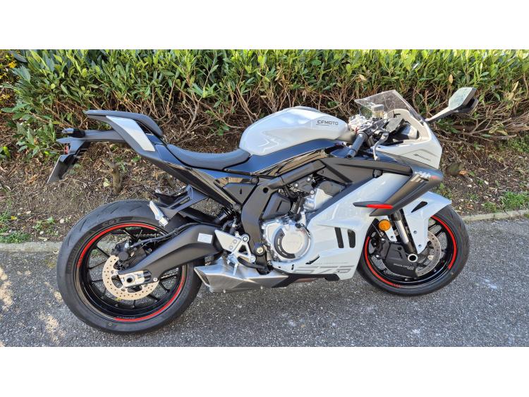 CF MOTO 675 SR R NOUVEAUTE MOTORS54 