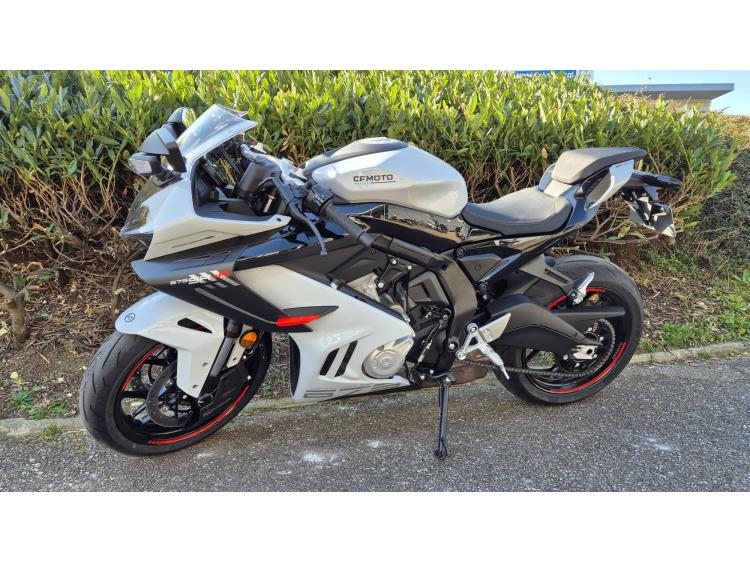 CF MOTO 675 SR R NOUVEAUTE MOTORS54 