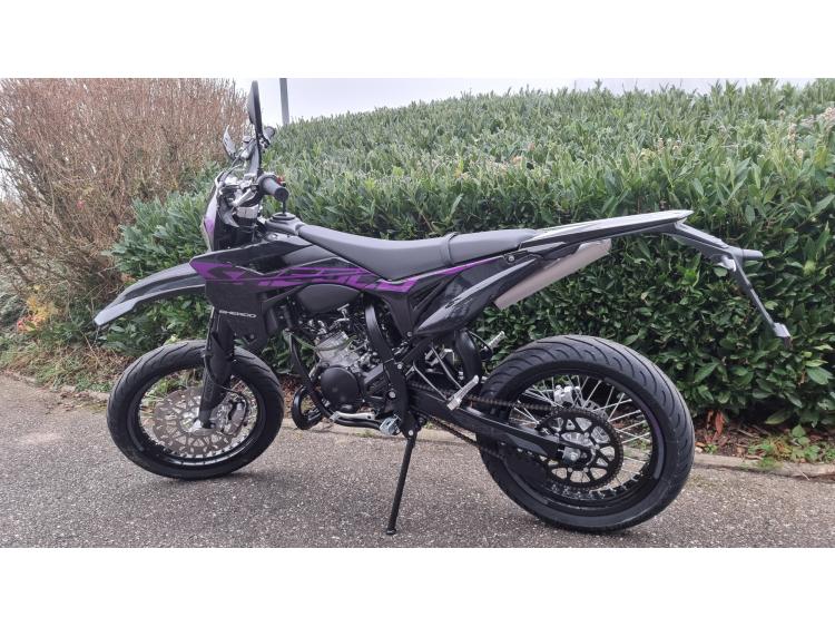 SHERCO SM 50 RS SERIE LIMITEE PINK EDITION MOTORS54 neuve 0kms