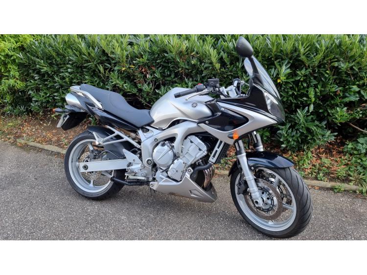 YAMAHA FZ6-S MOTORS 54