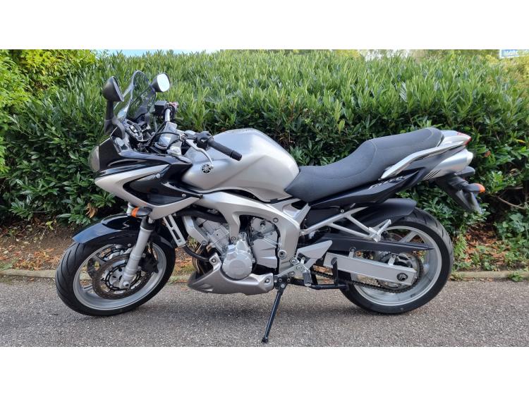 YAMAHA FZ6-S MOTORS 54