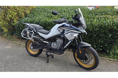 CF MOTO 800 MT EXPLORE