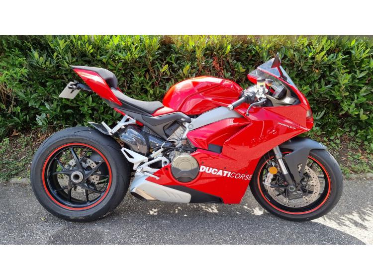 DUCATI PANIGALE 1103 V4 MOTORS 54  3778 KMS !!!