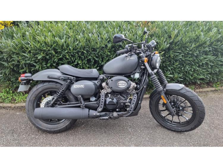 MOTO HYOSUNG Bobber 300 Motors54
